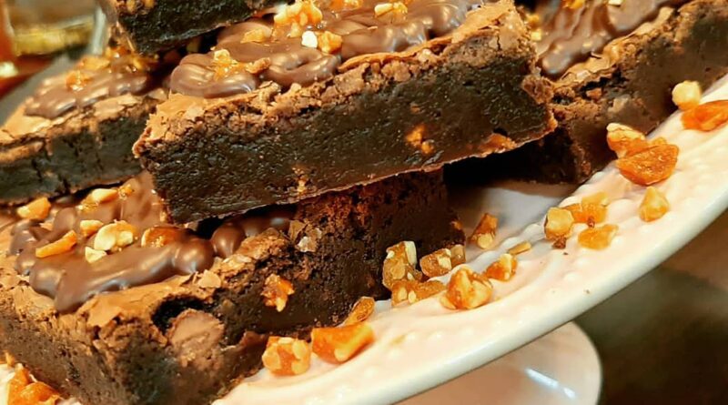 Brownie de Amendoim Crocante